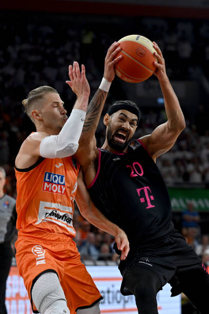 阿莫林麾下 阿莫林麾下