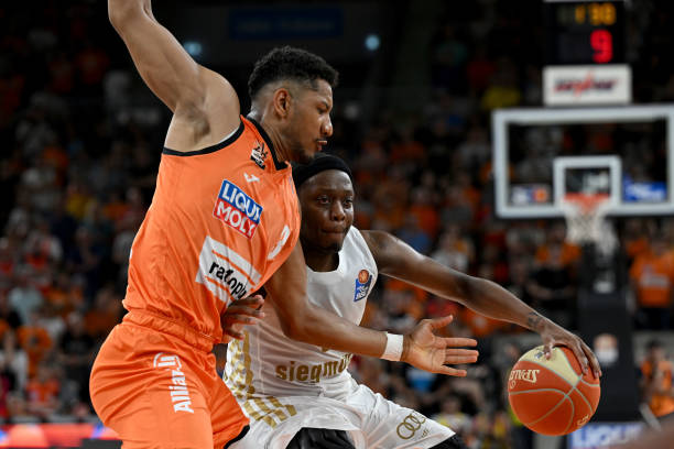 社交媒体的 社交媒体的