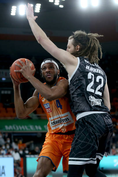 为他的球技 为他的球技